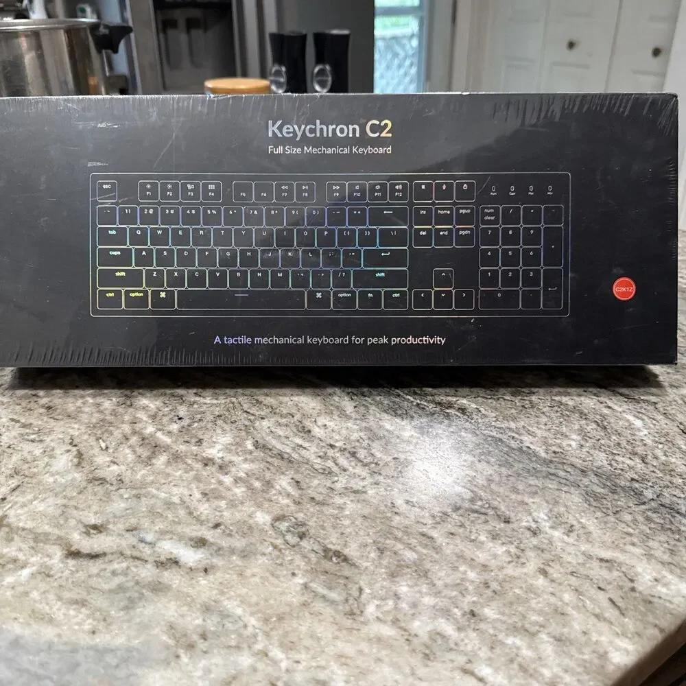 Keychron C2 Mechanical Keyboard w/ Swappable RGB Blacklight Brown Switch New